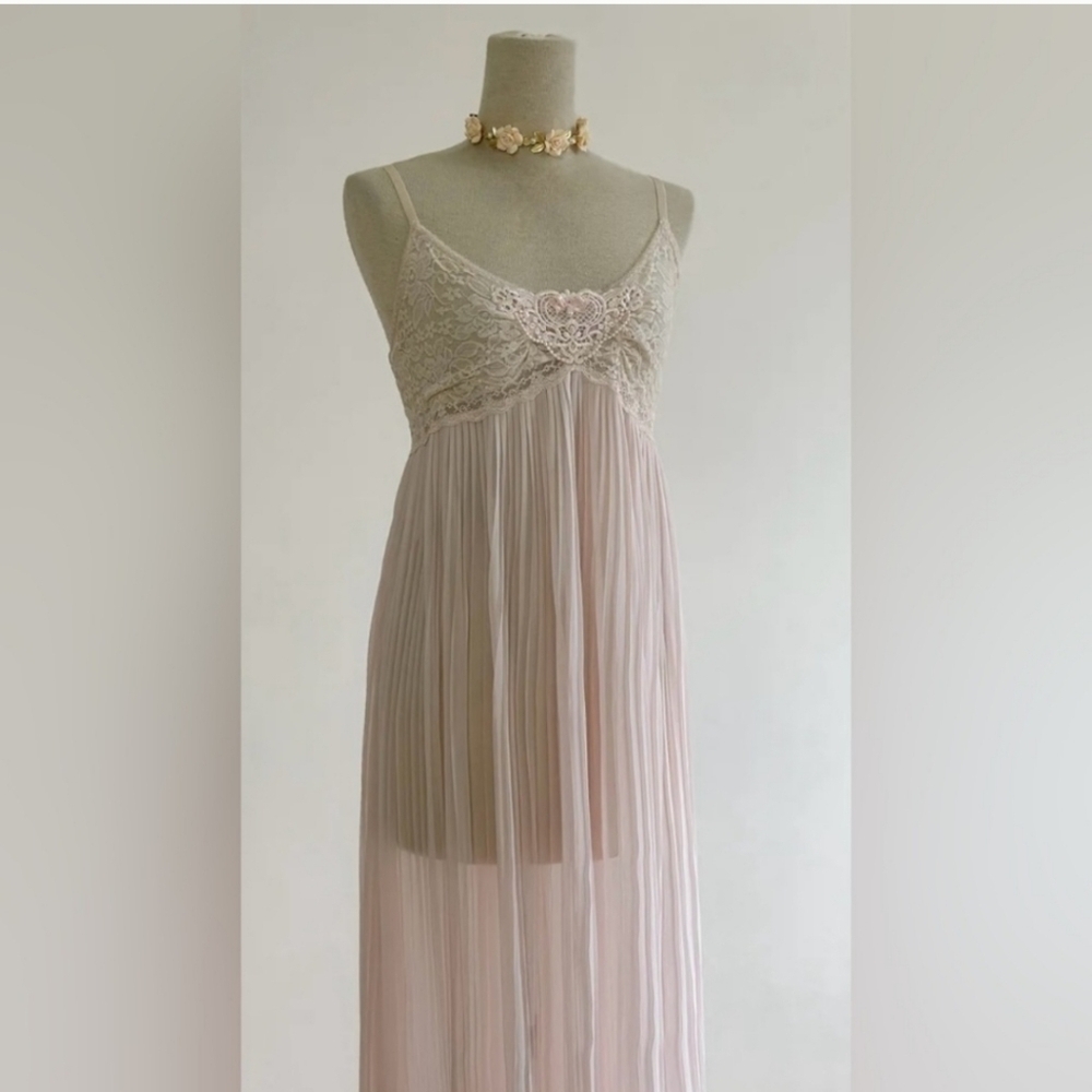 Y2K Vintage Pleated Plisse Slip Gown Maxi Strap Dress Sheer Blush Pink Lace XL